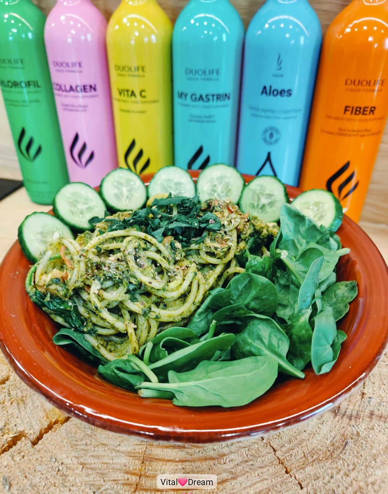 Spaghetti ze szpinakowym pesto i kurczakiem — zielona rewolucja